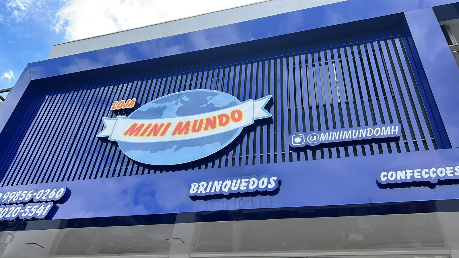 Fachada da Loja Mini Mundo em Maria Helena — PR